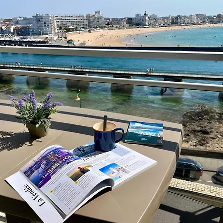 Lumineux & Vue Exceptionnelle Parking